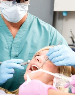 fresno-dentist-hygienist